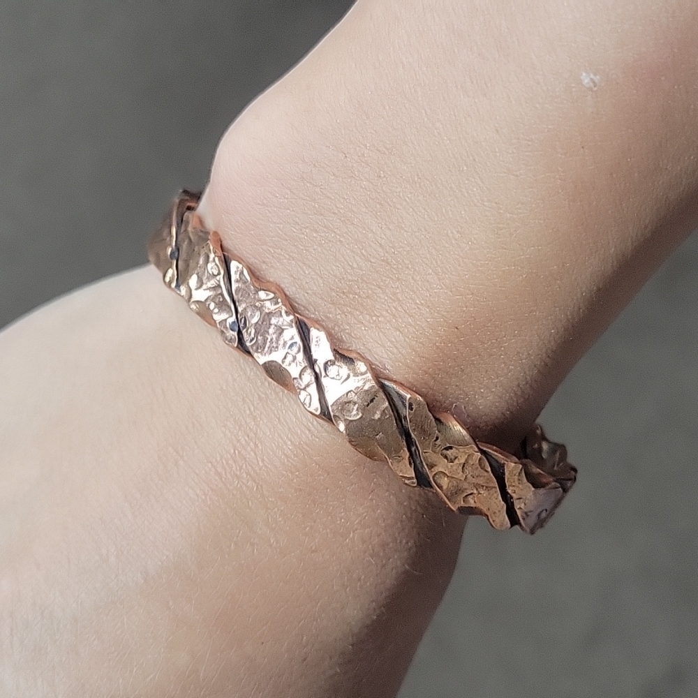 Handmade Copper bracelet - Picture 2 of 2